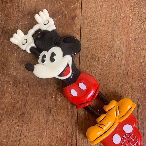 Vintage Walt Disney World Plastic Mickey Mouse Back Scratcher 15" - Picture 2 of 8